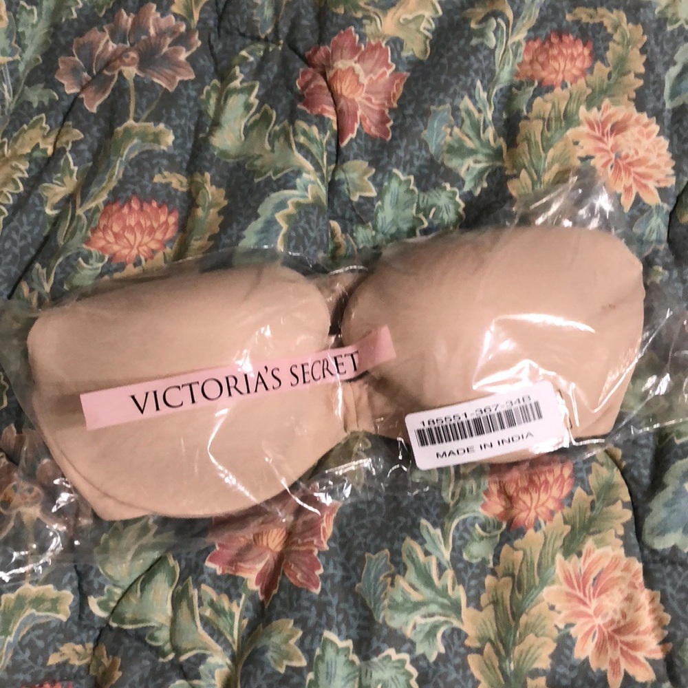 Victorias Secret Bra 34B - Picture 2 of 8